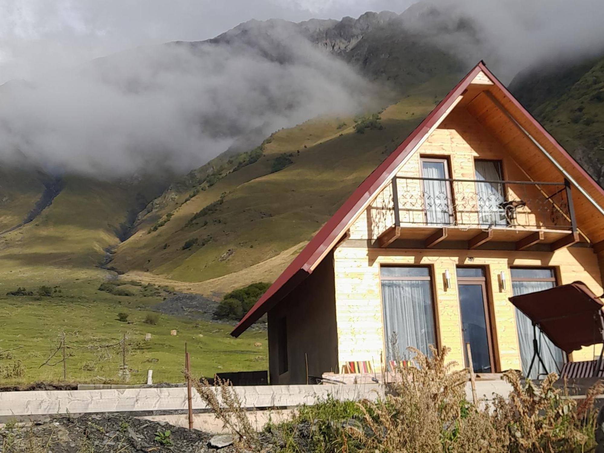 Mountain Flower Cottage Kazbegi Szoba fotó